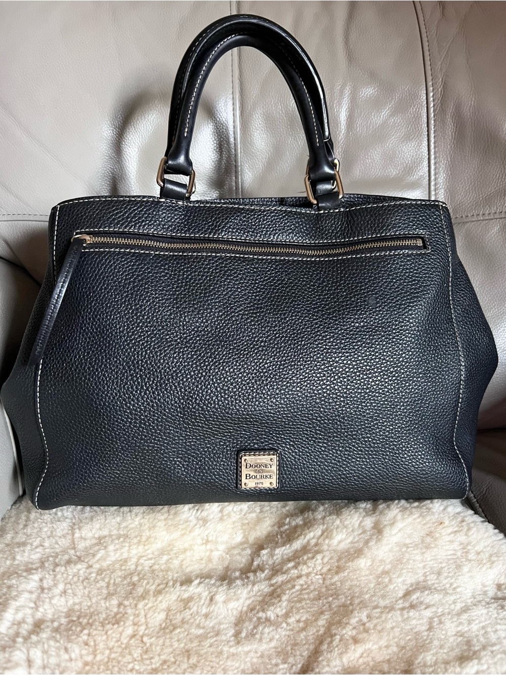 Dooney & Bourke Pebble Grain Leather Satchel Black Classic Soft
